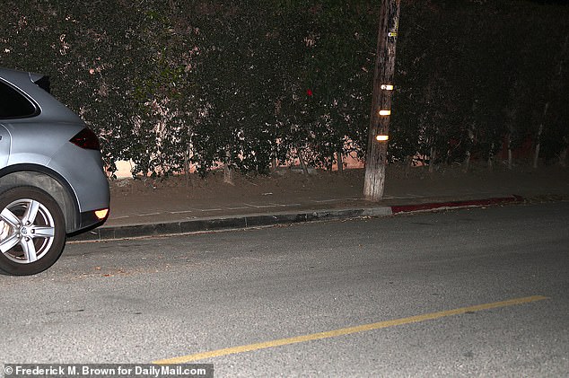In the photo, the area from which the police towed the car on Friday night, in Los Angeles