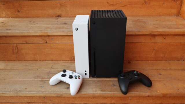 Xbox Series S (left), next to Xbox Series X (right).  The former isn't quite as powerful and doesn't have a drive, but it still has its uses as an affordable entry point into the latest generation of games.