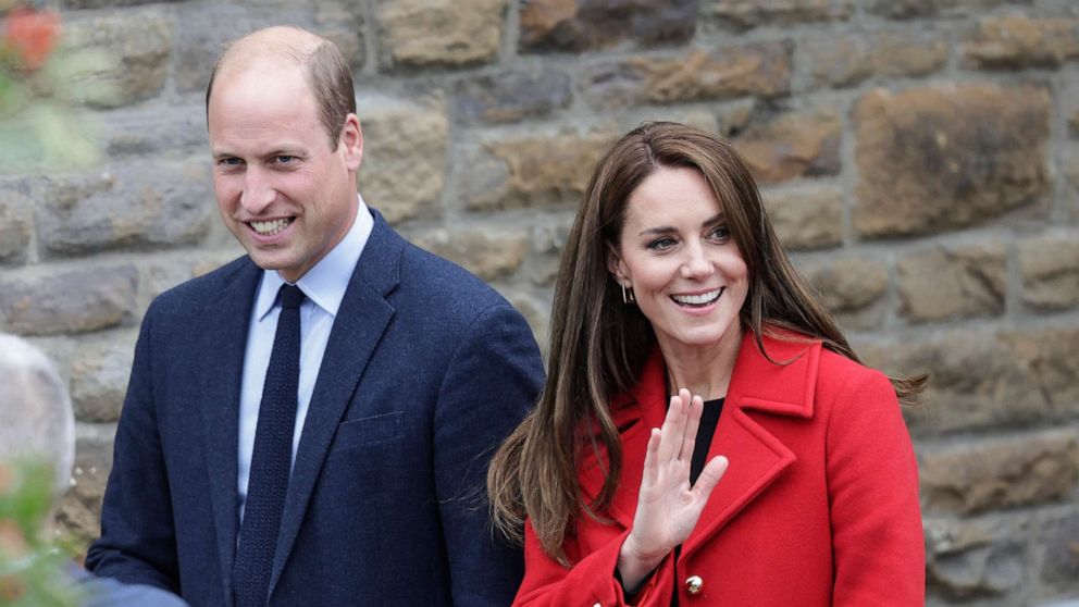 PHOTO: Prince William and Catherine, Princess of Wales leave St Thomas' Church, September 27, 2022, in Swansea, Wales. 